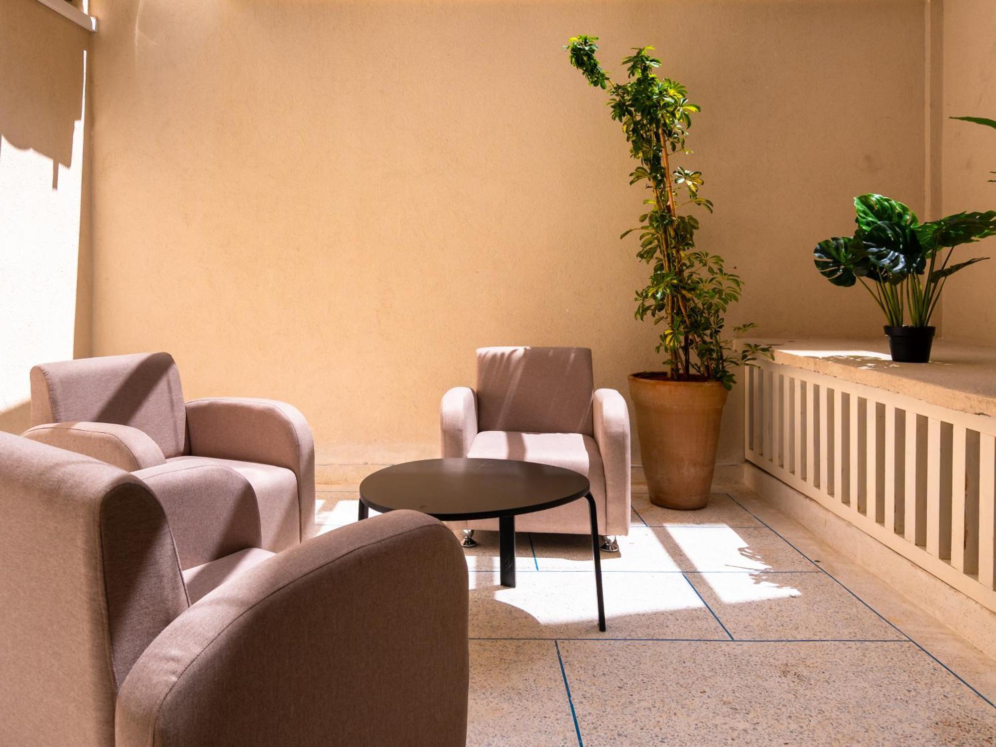 Unico Maarif 3*